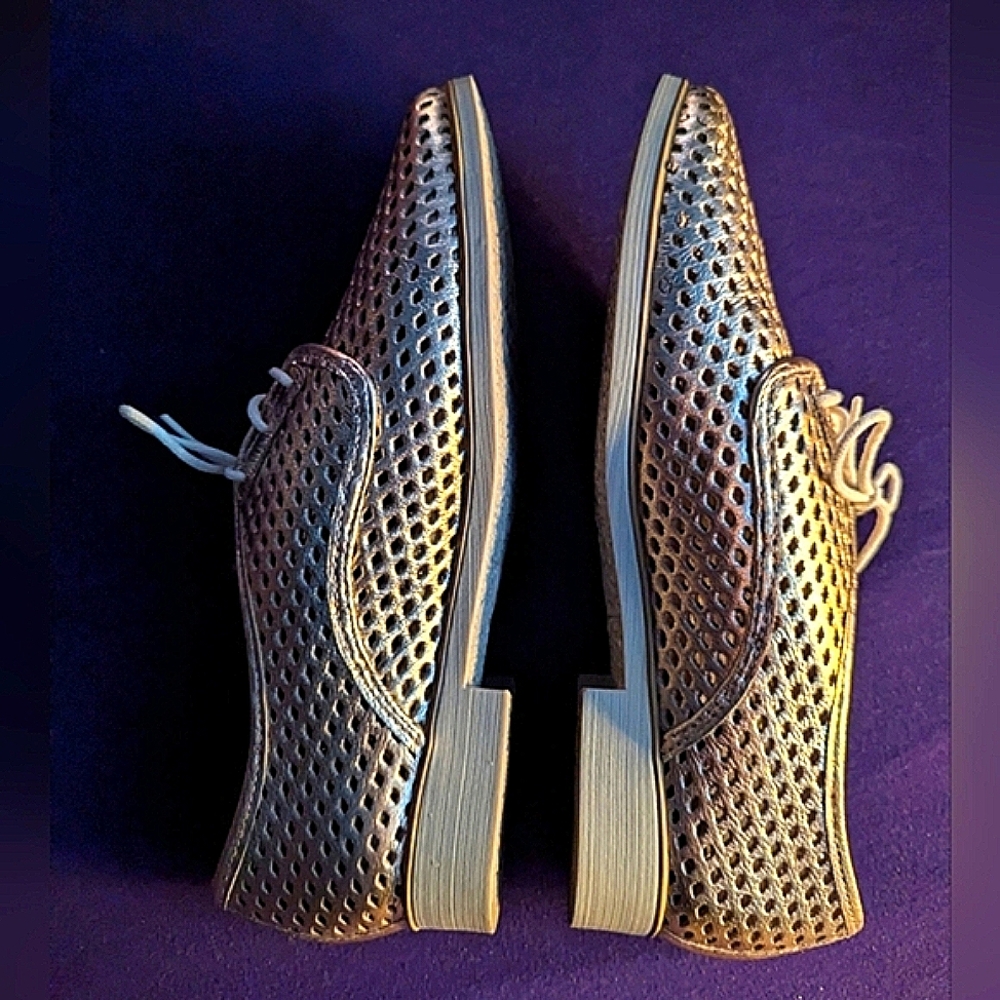 Chelsea Crew Gold Perforated Loafer - Picture 3 of 4